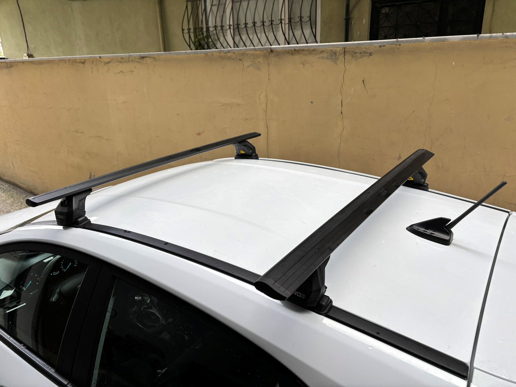 Ford Puma 2019-2026 Taşıyıcı Ara Atkısı Toros Fix Pro, Gri