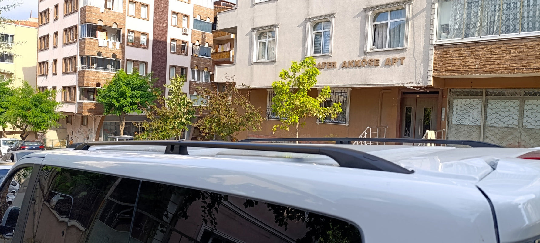 Ford Transit Custom L1 Kısa (2023-2026) Alüminyum Tavan Rayları, Plus - Siyah