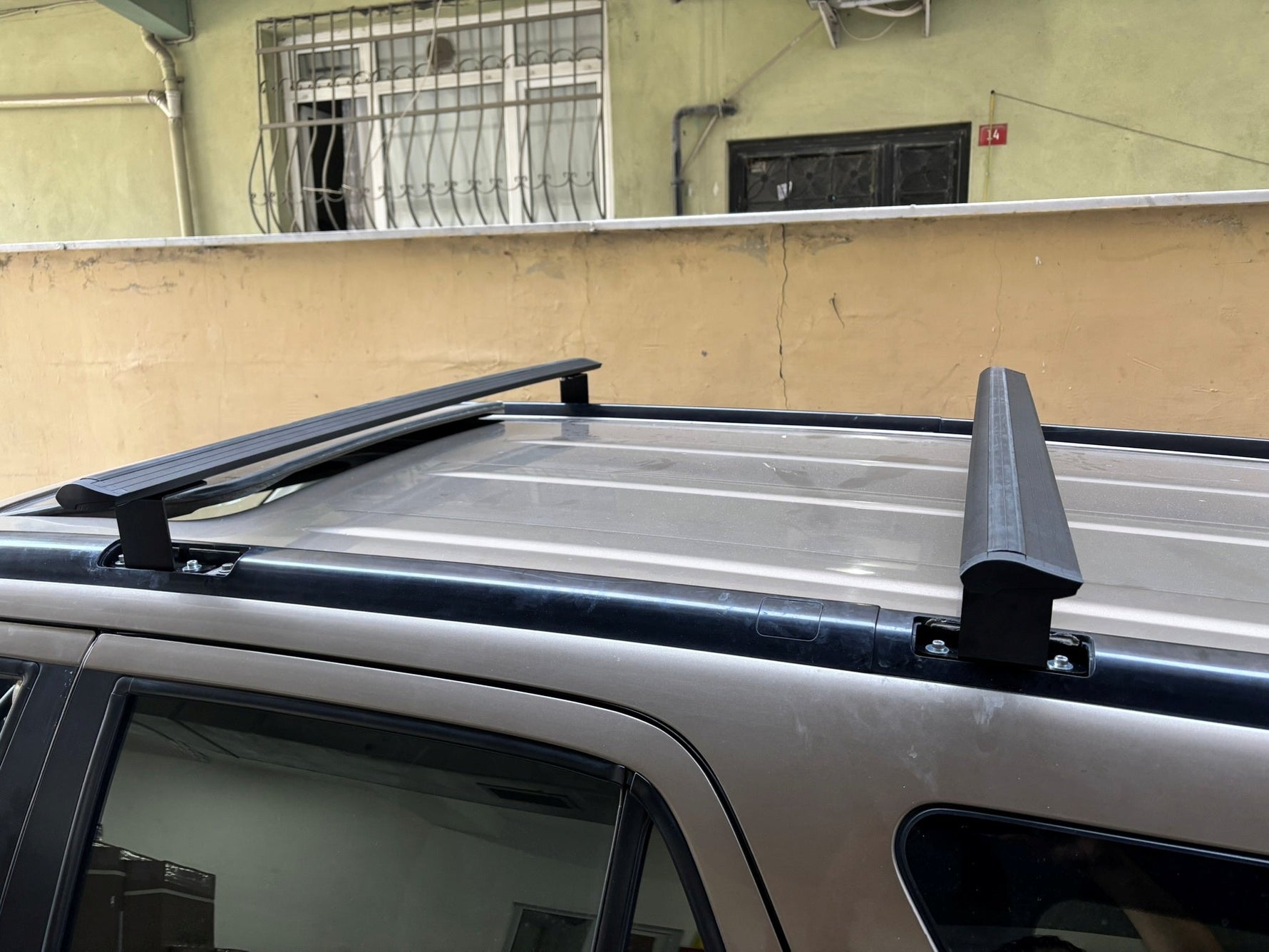 Honda CR-V MK2 (20022006) Çadır Taşıyıcı Tavan Barı Ara Atkısı Pratik Serisi Gri