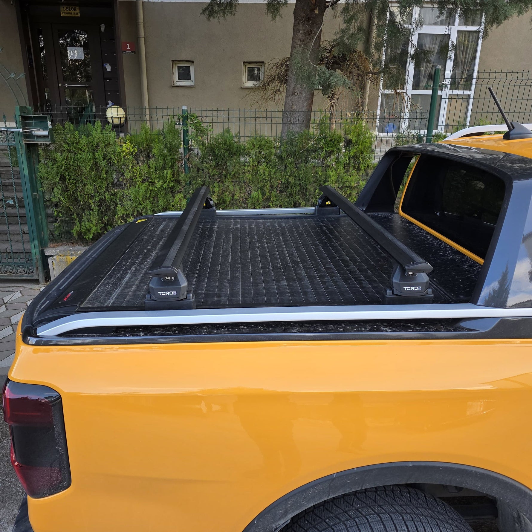 Ford Ranger Wildtrak (2023-2026) Kasa Üstü Bed Rack Taşıyıcı Bar Siyah | Kilitli Sistem