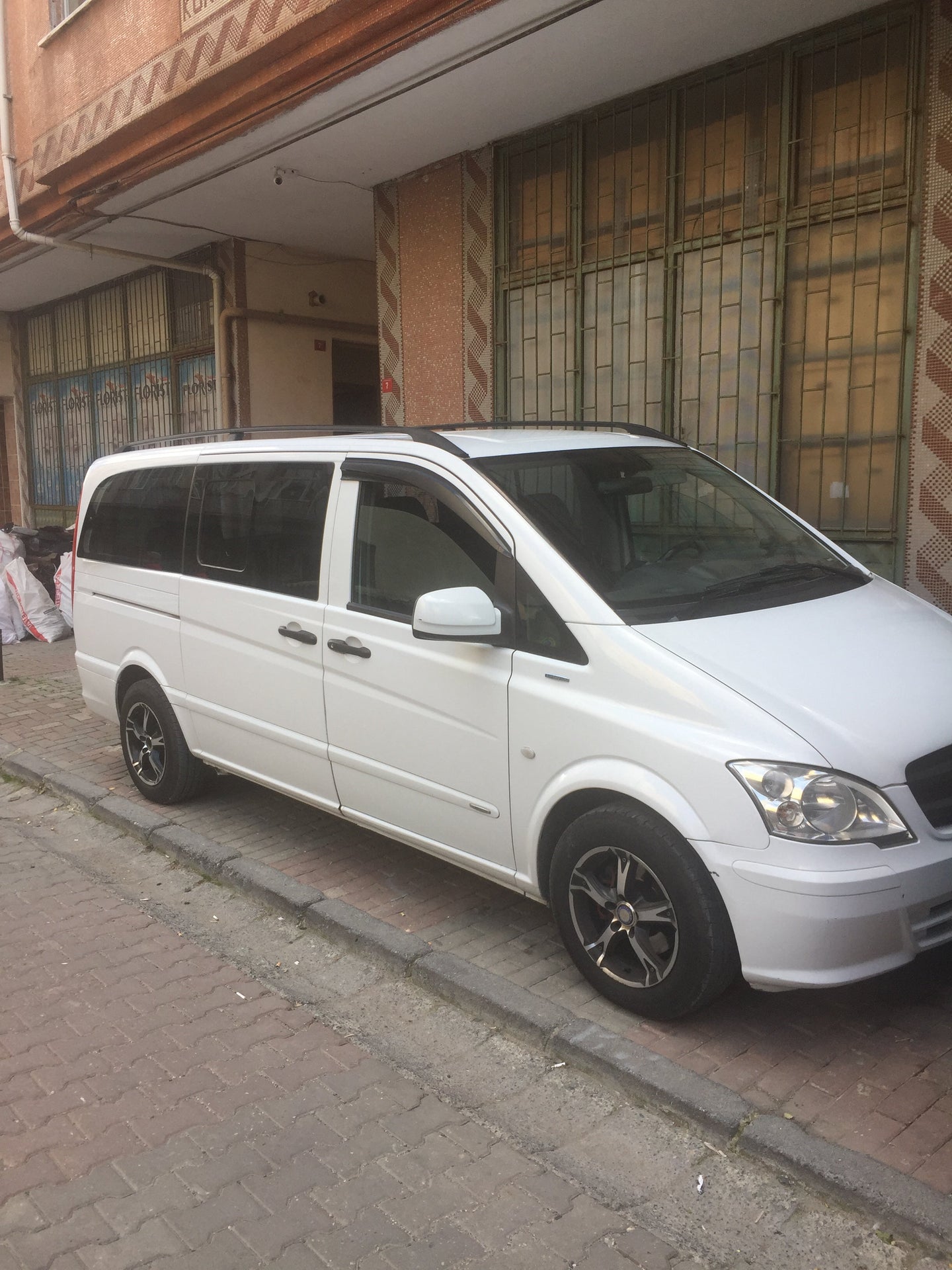 Mercedes Vito W638 1996-2003 Araç Üstü Alüminyum Tavan Yan Rayları Plus Serisi - Gri