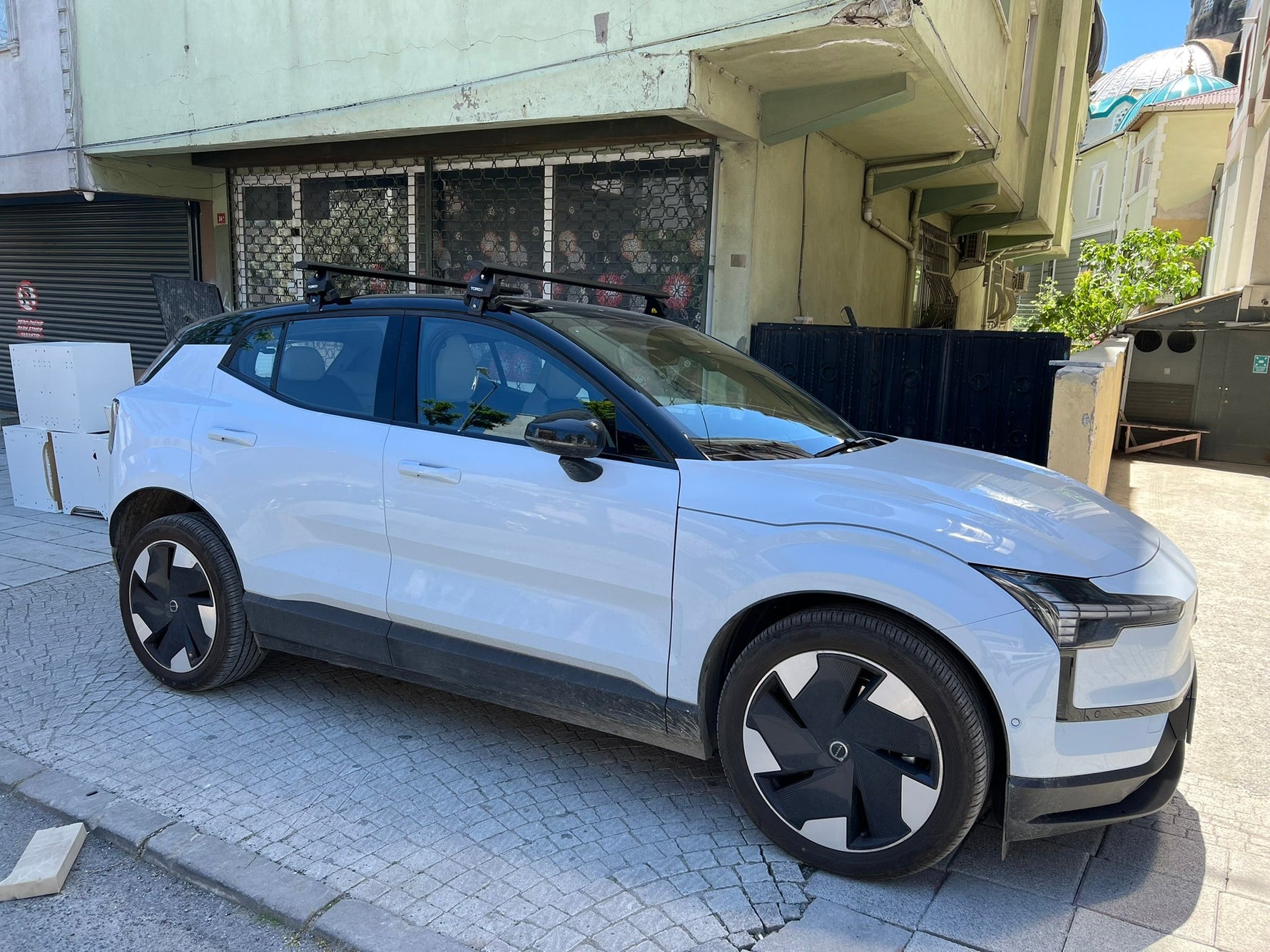 Volvo EX30 (2026+) Tavan Portbagaj Taşıyıcı Ara Atkısı Toros Pro 4 Gri