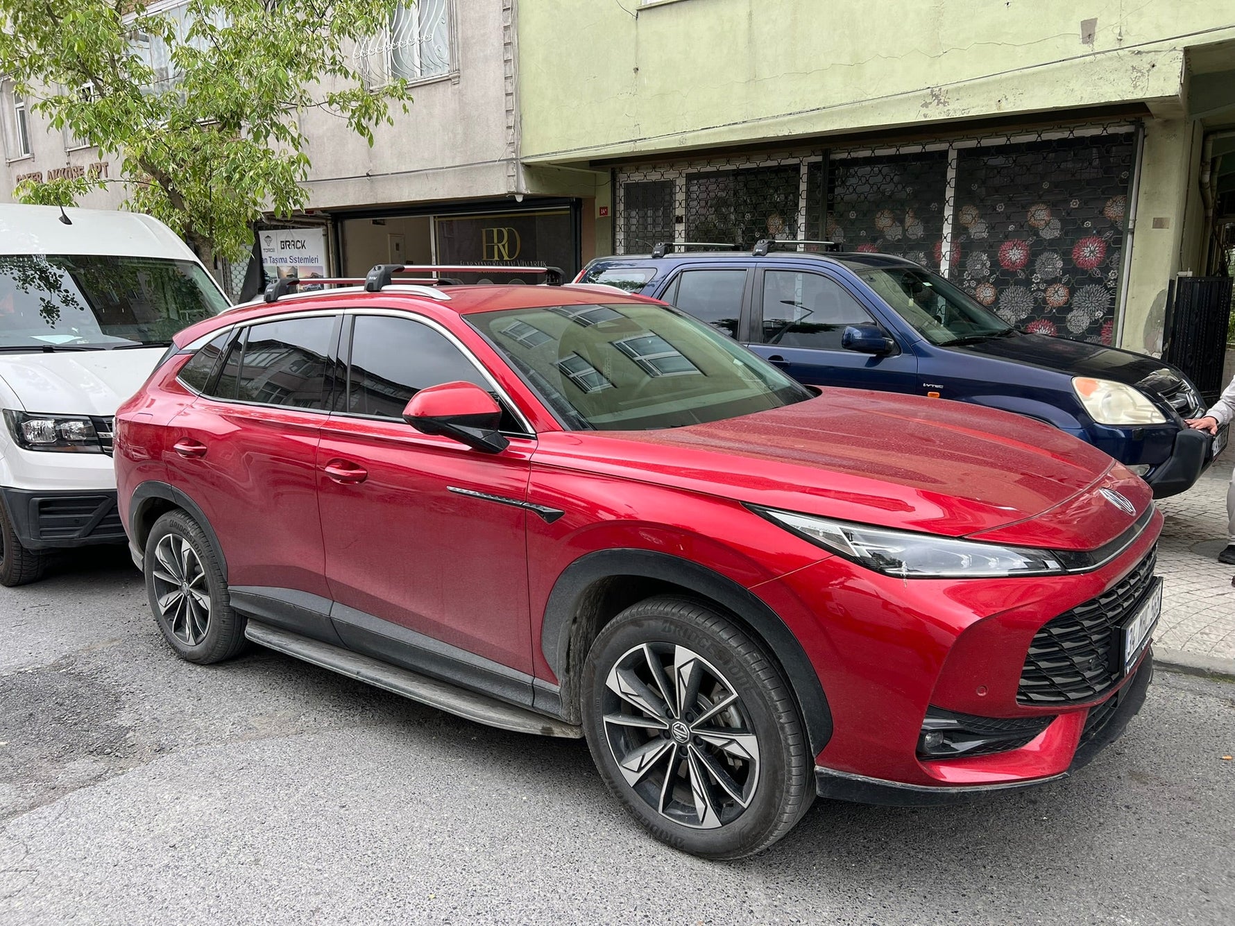 Mg Hs Phev 2022-2025 Portbagaj Taşıyıcı Ara Atkisi - Ara Çubuk Paw Pro 2 Siyah
