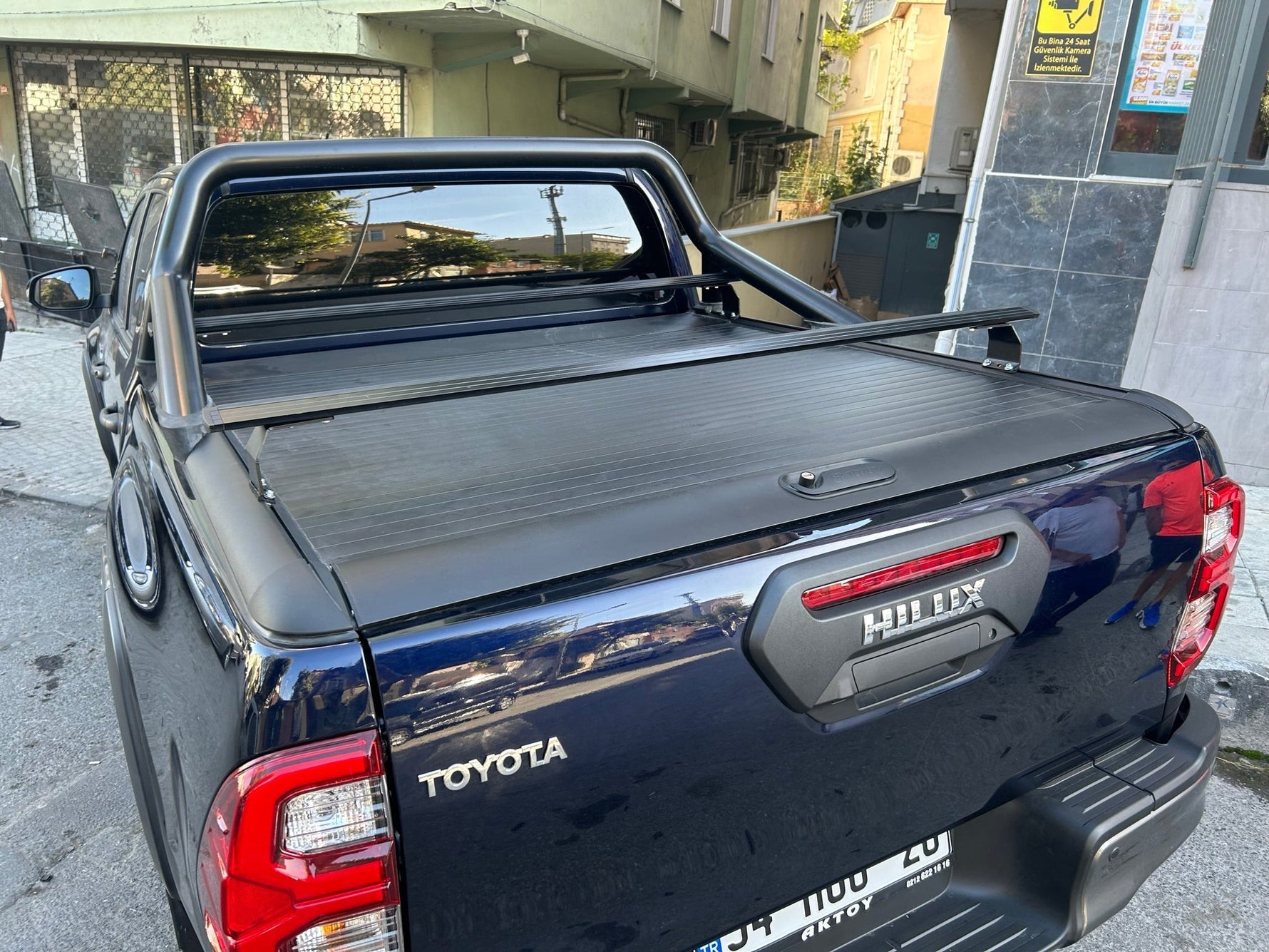 Toyota Hilux (2015-2025) Kasa Üstü Bed Rack Taşıyıcı Bar Siyah