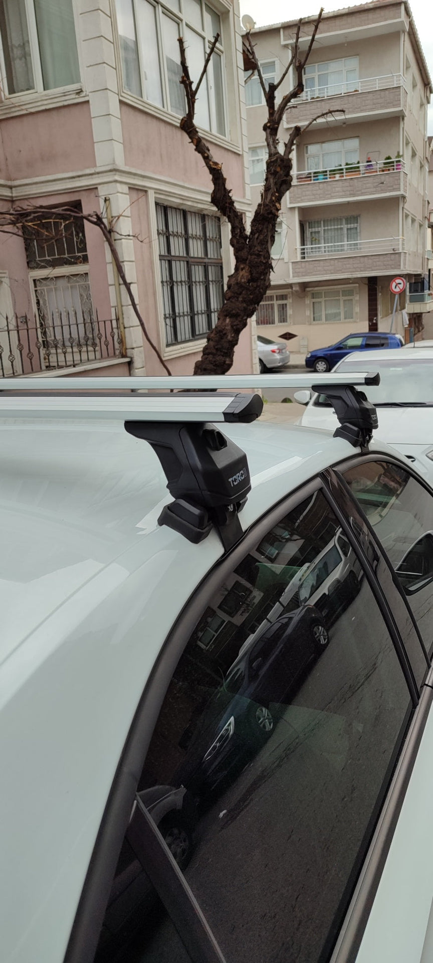 Nissan Juke 2020-2025 Oluksuz Üst Tavan Portbagaj Taşıyıcı Ara Atkısı Toros Serisi Pro 4 Siyah