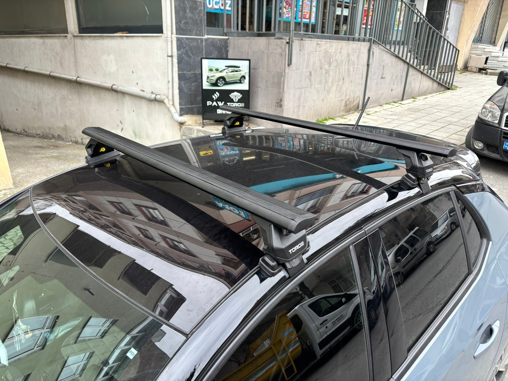 Opel Corsa F (2019-2025) Oluksuz Tavan Portbagaj Taşıyıcı Ara Atkısı, Toros Serisi Pro 4, Siyah