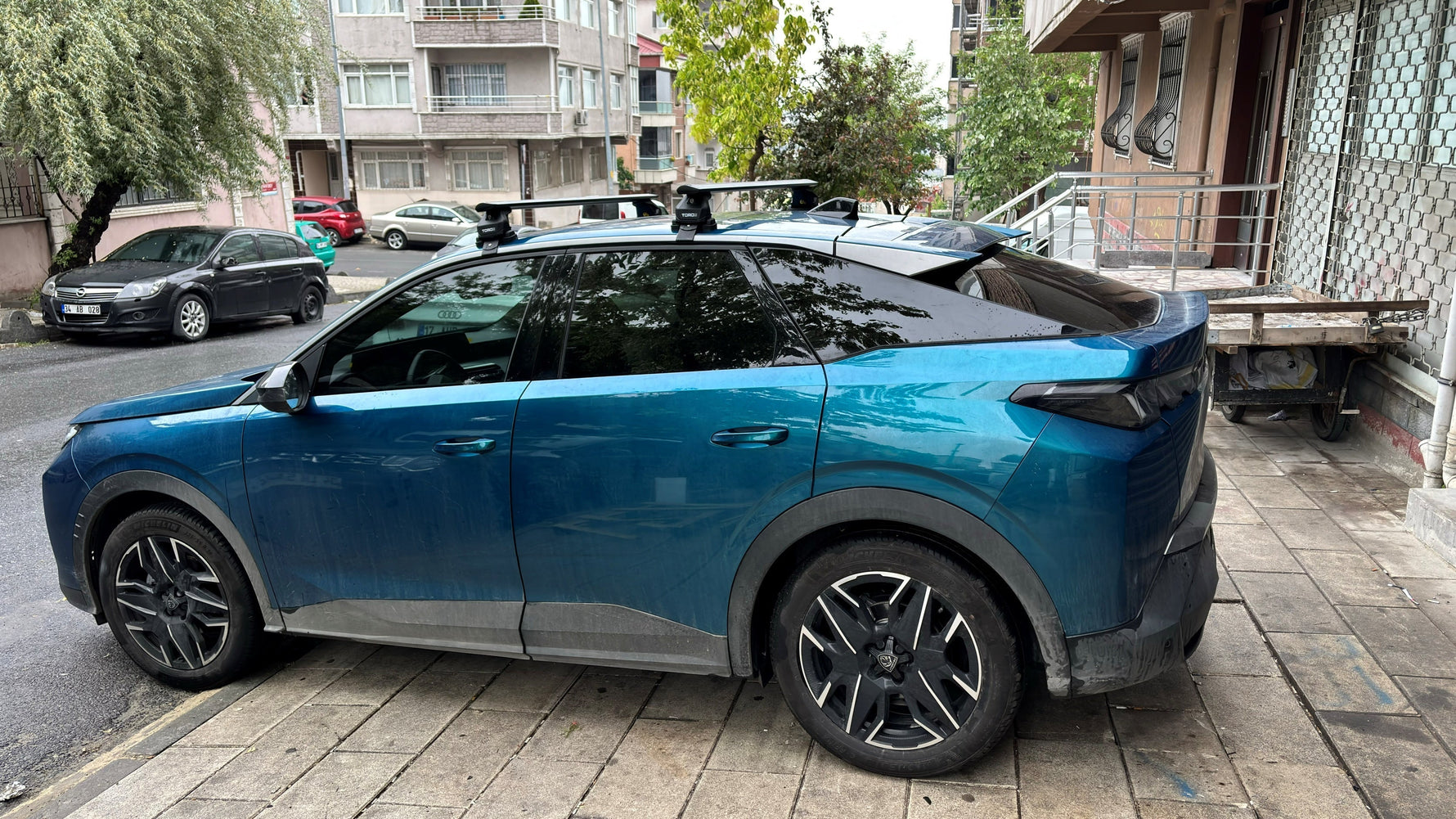 Peugeot 3008 Tavan Portbagaj Taşıyıcı Ara Atkısı, TorosPro 4, Siyah