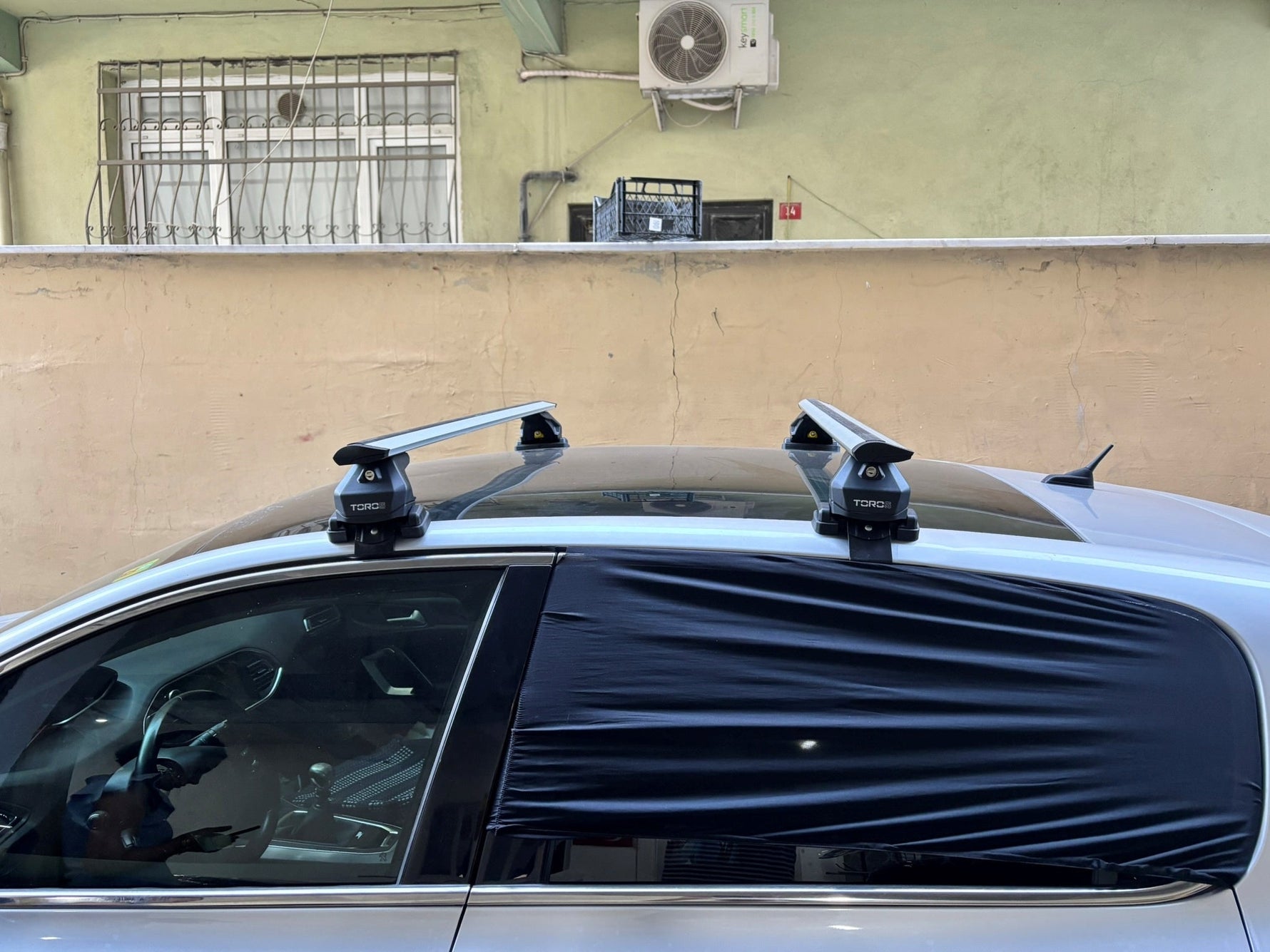 Citroen C4 2011-2018 Oluksuz Üst Tavan Portbagaj Taşıyıcı Ara Atkısı Toros Serisi Pro 4 Gri