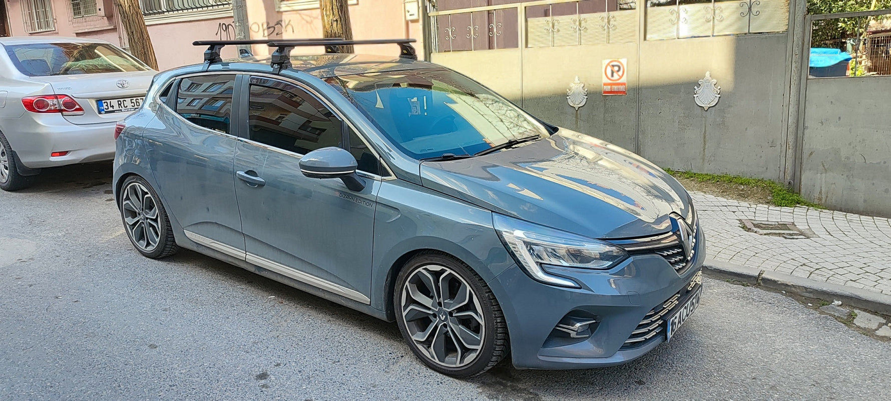 Renault Clio 5 2019-2025 Hatcback Oluksuz Üst Tavan Portbagaj Taşıyıcı Ara Atkısı Toros Serisi Pro 4 Siyah