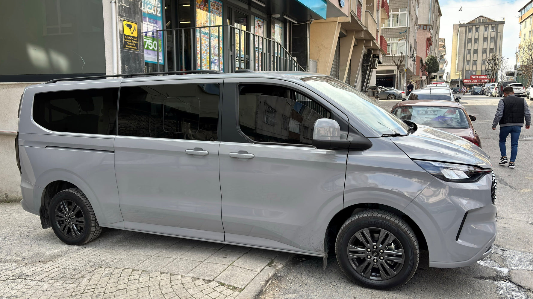Opel Vivaro (MK3) 2019-2025 Uzun Şase Araç Üstü Alüminyum Tavan Yan Rayları Plus Serisi - Gri