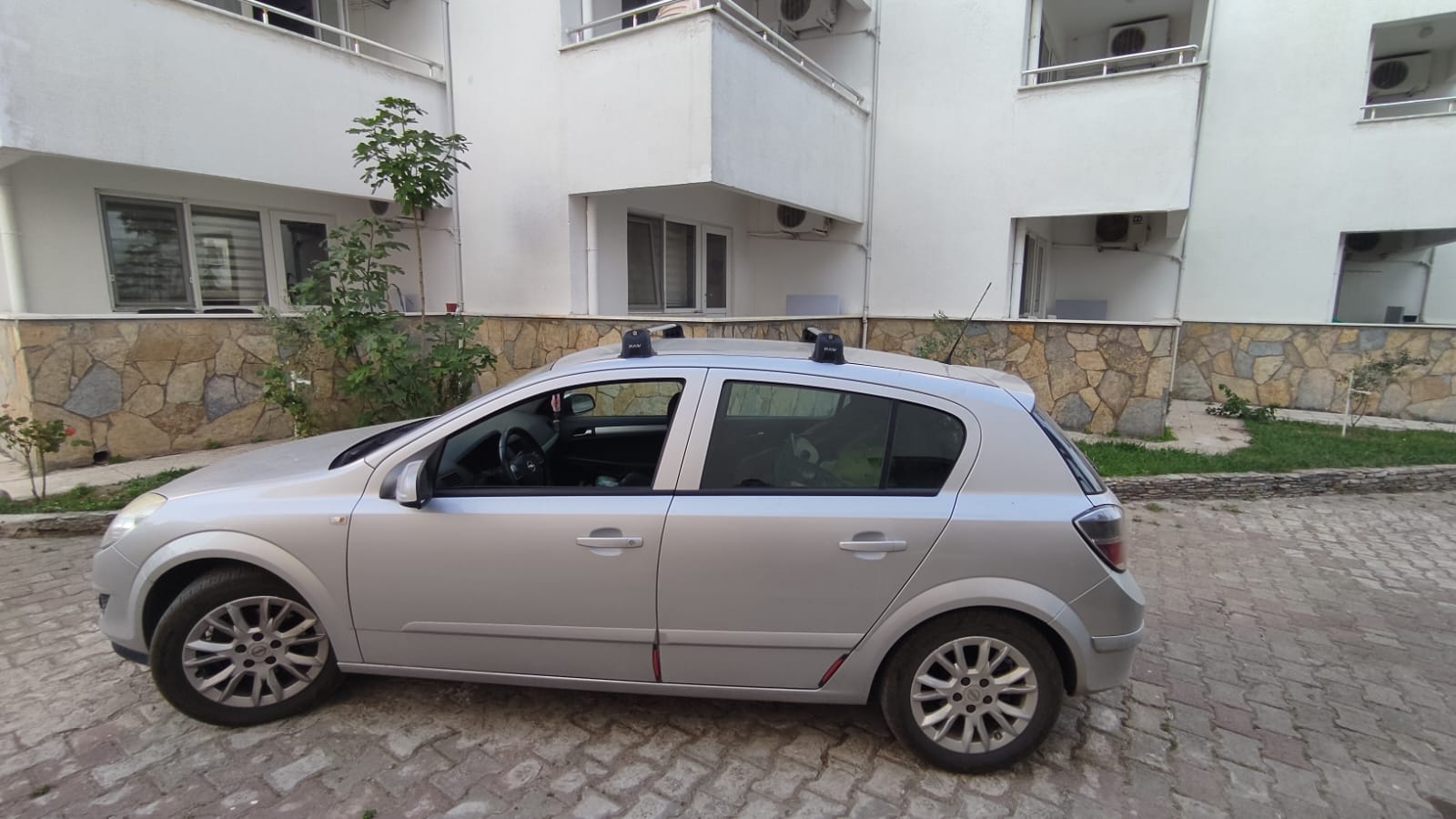 Paw Opel Astra H (2004-2010) Ara Atkı Portbagaj Taşıyıcı - Pro 3 Siyah