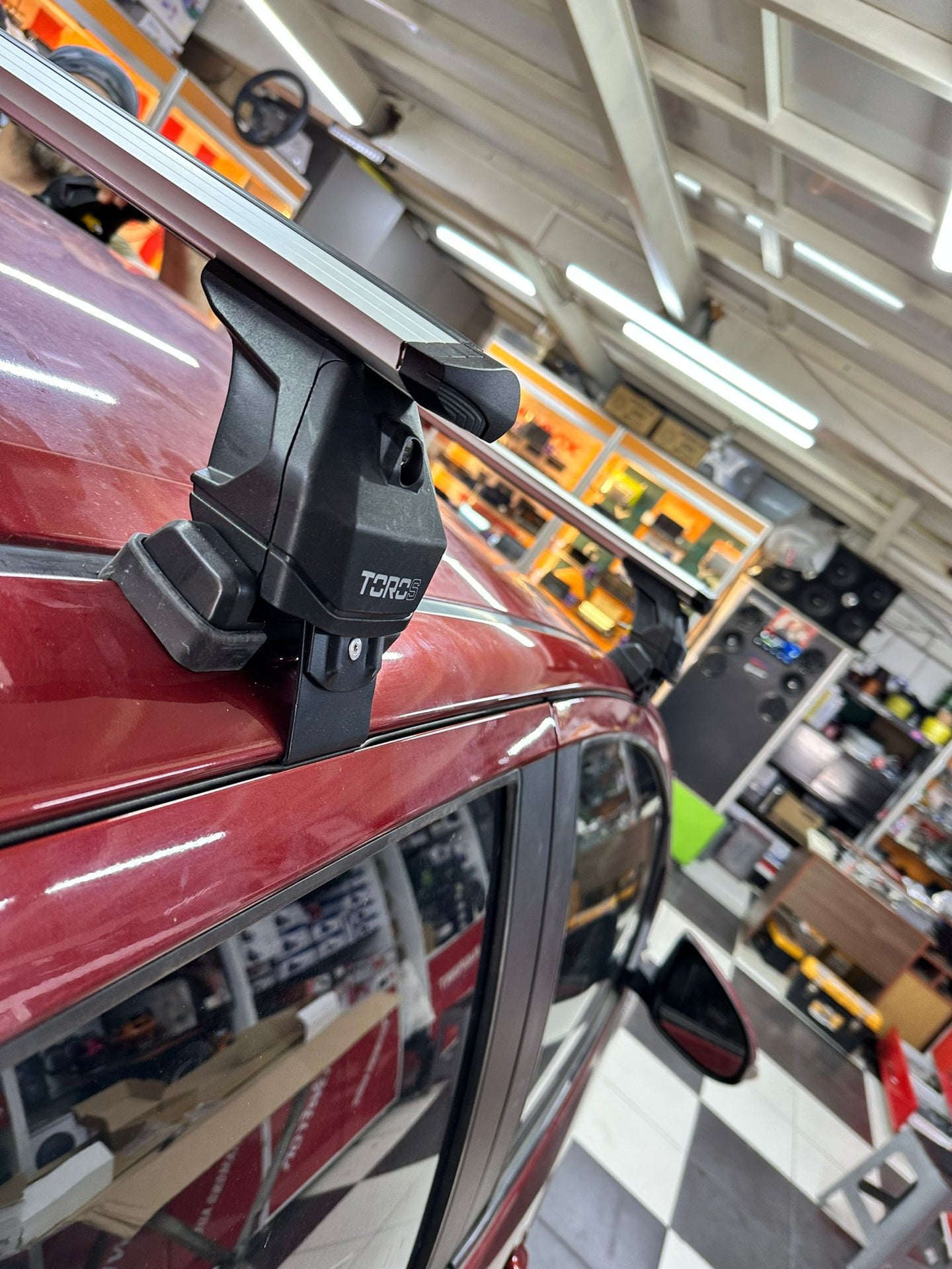 Toros Toyota Yaris HB (2014-2020) Oluksuz Tavan Ara Atkı Portbagaj Taşıyıcı Pro 4 Siyah