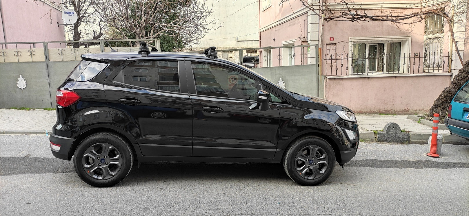 Ford Ecosport 2018-2025 Oluksuz Üst Tavan Portbagaj Taşıyıcı Ara Atkısı Toros Serisi Pro 4 Siyah