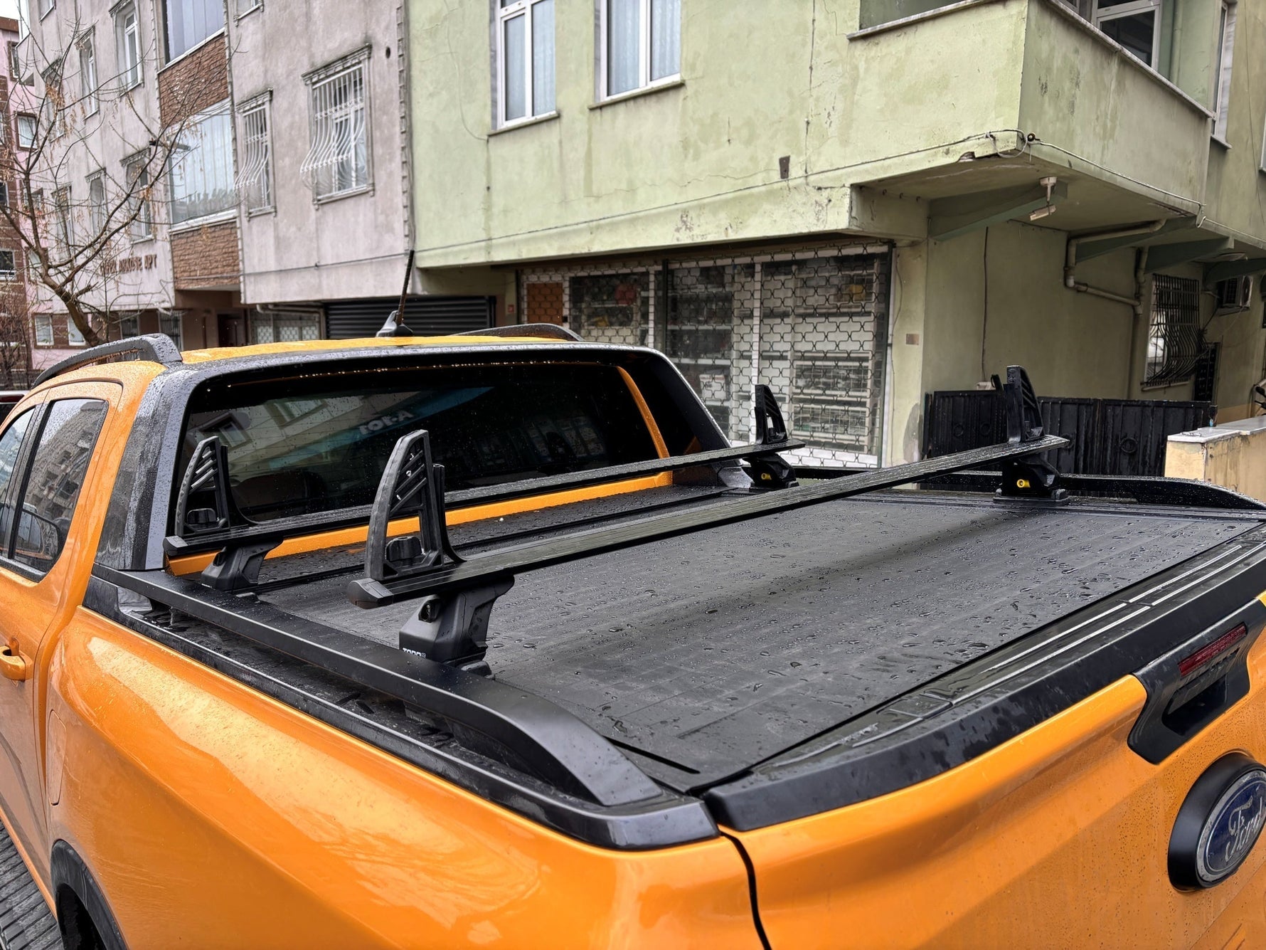 KGM Ssangyong Musso Grand Kasa Üstü Bed Rack Taşıyıcı Bar – Siyah| Kilitli Sistem | Vida Montajlı